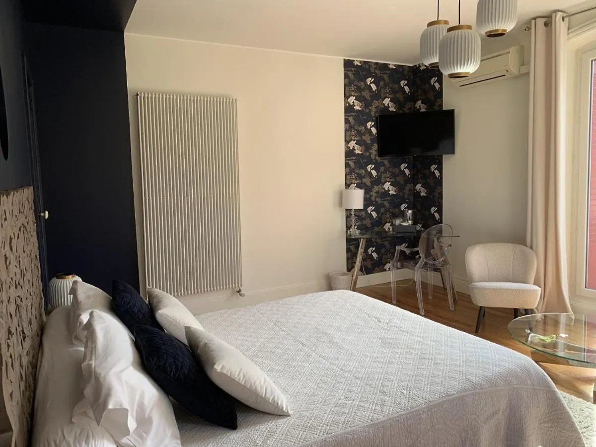 Villa La Muse Mostuejouls Bed & Breakfast